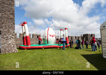 Frühling Fayre in Pembroke Castle - mittelalterliche Tag Stockfoto