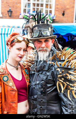 Lincoln, UK. 28. August 2016. Steampunk Festival gefeiert am meisten "splendid in der Welt", die größte Steampunk-Festival in Europa kehrt zurück nach Lincoln City, Lincolnshire, UK, England 28.08.2016 für ein Wochenende in der Asyl-VII-Credit: Tommy (Louth) / Alamy Live News Stockfoto