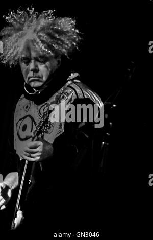 Northampton, Massachusetts, USA, 27. August 2016. Buzz Osborne, Gründungsmitglied, Gitarrist und lead-Sänger für Melvins, im Teatro Calvin. Stockfoto