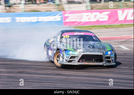 Nischni Nowgorod Russland 20. August 2016: Russische Driftserie Stufe 5 RDS Zapad West Smirnov Pavel Toyota Supra. Stockfoto