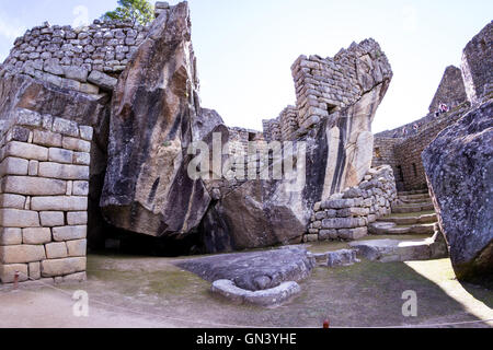 Machu Pichu, Peru - 16.Mai: Raum zu bauen um die Condor mit großen Steinen, die ähnlich wie die Flügel zu loben. 16. Mai 2016, Machu Pichu Pe Stockfoto