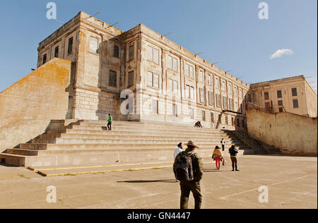 Die Erholung Hof war der Hof von Gefangenen von Alcatraz Federal Penitentiary von 1934 bis 1963 verwendet. Stockfoto