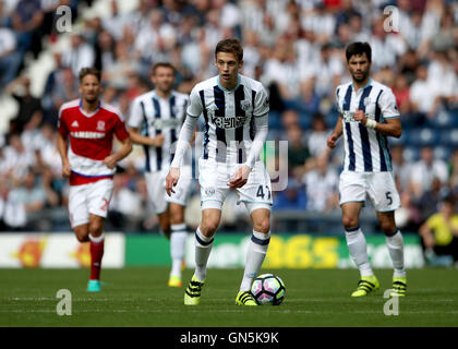 West Bromwich Albion's Sam Field in der Premier League match bei The Hawthorns, West Bromwich. Stockfoto