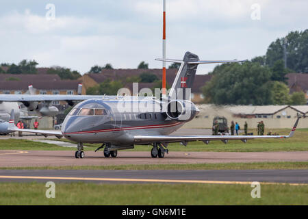 Königliche Dänische Luftwaffe Bombardier Challenger 604 (CL-600-2B16) VIP-Jet bei Royal International Air Tattoo (RIAT) Stockfoto