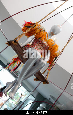 Erinnerungsstücke aus der Pop-Industrie hier in Coloor im Hard Rock Hotel auf der mediterranen Insel Ibiza zu sehen. Stockfoto