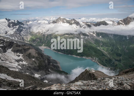 Grosses Wiesbaches Horn 3564m. Heinrich Schwaiger Haus und Mooserboden Stausee Stausee Stockfoto