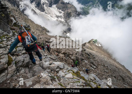 Klettern am großen Wiesbaches Horn 3564m + Heinrich-Schwaiger-Haus Stockfoto