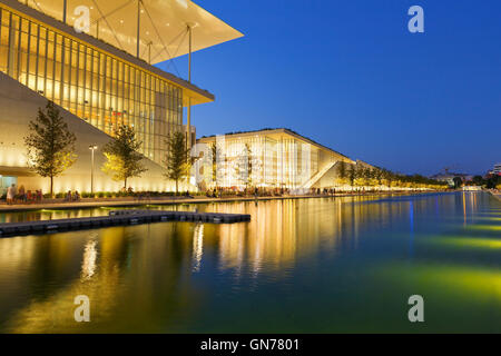 Ansicht von Stavros Niarchos Foundation Cultural Center in Athen. Stockfoto