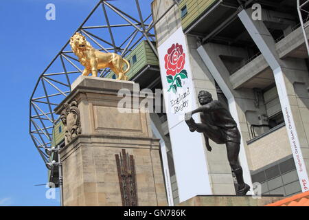 Rose und Mohn Tore, West stehen, Twickenham Stadion, größere London, England, Großbritannien, Vereinigtes Königreich UK, Europa Stockfoto