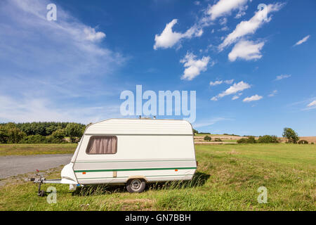 Wohnwagen auf einem Campingplatz Stockfoto