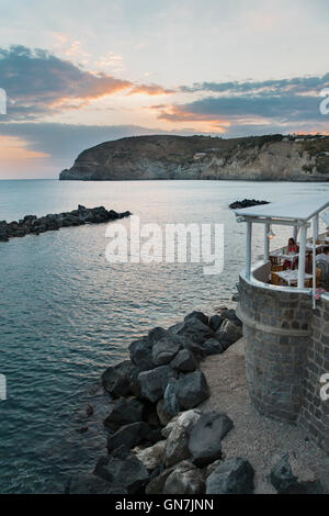 Überblick über die Insel Ischia mit Santangelo Ansicht Stockfoto