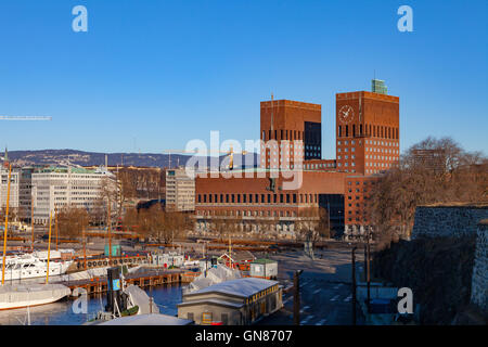 Rathaus von Oslo, Norwegen. Sonniger Wintertag. Stockfoto