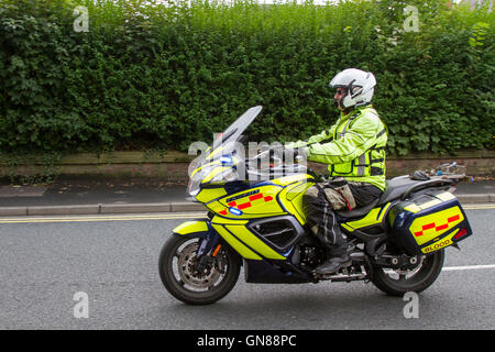 NW Blood Bikes Rapid response Medical Transport Service, NHS Emergency Motorcycle, Riders Volunteers Lancs and Lakes at Leyland, UK. North West Blood Bikes, Kurier dringend und Notfall medizinische Gegenstände in Lancashire Stockfoto