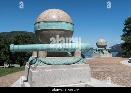 Battle Monument in der Trophäe Point erinnert an die Veteranen der Union im Bürgerkrieg, New York, USA Stockfoto