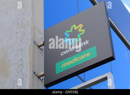 Centrelink und Medicare Büro bietet eine Reihe von Zahlungen des Staates und Dienstleistungen für Rentner, Arbeitslose und Familien. Stockfoto