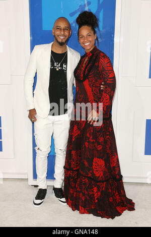 New York, New York, USA. 28. August 2016. Swizz Beatz und Alicia Keys kommt bei der 2016 MTV Video Music Awards im Madison Square Garden am 28. August 2016 in New York City. Bildnachweis: MediaPunch Inc/Alamy Live-Nachrichten Stockfoto