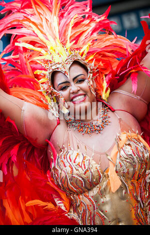 London, UK. 29. August 2016. Notting Hill Karneval 2016 Credit: Deborah Ripley/Alamy Live-Nachrichten Stockfoto