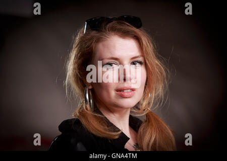 Edinburgh, UK. 29. August 2016. Edinburgh International Book Festival 17. Tag. Edinburgh International Book Festival findet statt in Charlotte Square Gardens. Edinburgh. Abgebildete Zoe Howe. Pako Mera/Alamy Live-Nachrichten Stockfoto