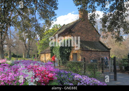 Fitzroy Garden und historische Gebäude Cook Cottage in Melbourne Australien Stockfoto