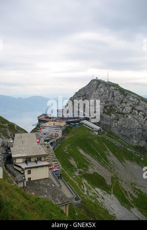 Luzern, Schweiz - 20. August 2010: Pilatus Kulm Bahnhof nahe dem Gipfel des Pilatus Stockfoto