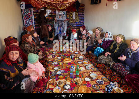 Usbekistan, Kachka Daria Region, Chakhrisabz, usbekische Hochzeit Stockfoto