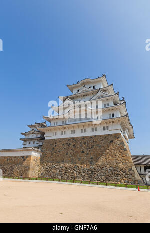 Main halten (Tenshukaku) der Burg Himeji (White Egret Castle, ca. 1609).  Nationaler Schatz von Japan und der UNESCO-Website Stockfoto