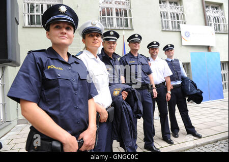 Die bayerische Polizei testet neue Uniformen, 2014 Stockfoto