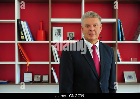 Bürgermeister Dieter Reiter in seinem Büro im Rathaus in München, 2014 Stockfoto