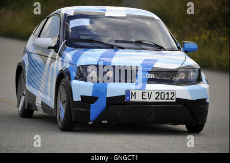 "Ein '' Bundesforschungsministeriums '' Elektroauto der TU München in einem Praxistest in Neubiberg, 2014" Stockfoto