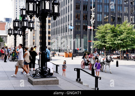 Place d ' Armes Montreal Quebec Kanada Financial District Bank of Montreal 1847 Stockfoto