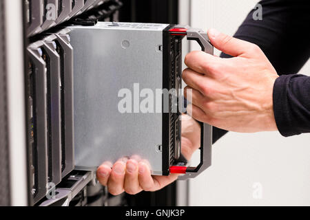 Server-Cluster-Installation in großen Rechenzentren Stockfoto