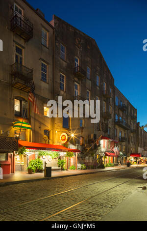 RIVER STREET BAUDENKMÄLER SAVANNAH GEORGIA USA Stockfoto