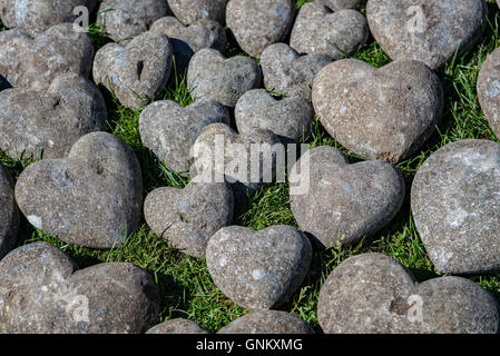 Bild aus einer Sammlung von steinernen Herzen. Stockfoto