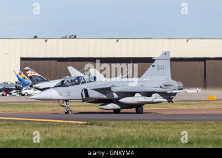 Schwedische Luftwaffe (Flygvapnet) SAAB JAS - 39D Gripen multirole Kämpfer Flugzeuge Stockfoto