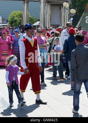 Festival der nationalen Kulturen Friendship Bridge Stockfoto