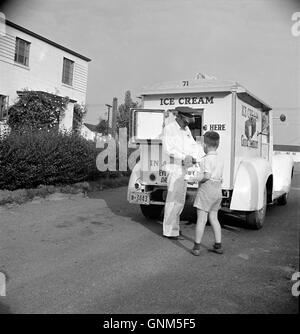 Ein gute Laune LKW Besuche Greenbelt, MD im Sommer 1942. (LOC/FSA) Stockfoto