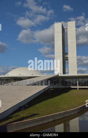 Plaza des brasilianischen Kongress Center der Regierung in Brasilia Hauptstadt von Brasilien Haus der Abgeordneter und Senat Stockfoto