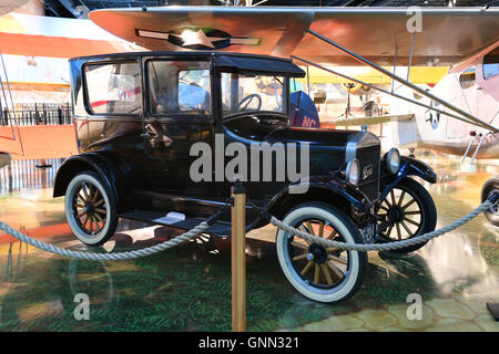 Kalamazoo, Michigan, USA – 23. Juni 2016: Ford Model A 1926 auf dem Display an der Zoo-Freilichtmuseum in Kalamazoo, Michigan Stockfoto