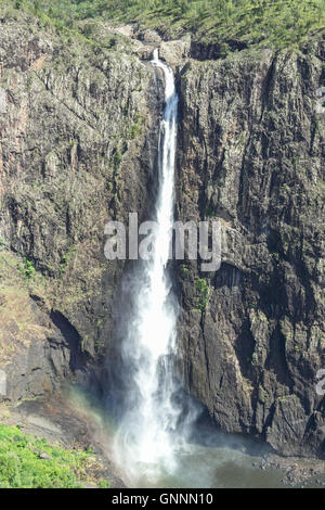 Berühmten Wallaman Falls im Girringun Nationalpark, Queensland - Australien Stockfoto