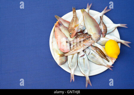 vor kurzem gefangen Fisch fertig gekocht werden Stockfoto