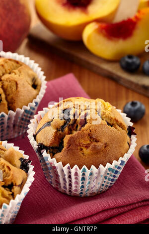 Peachy Blaubeer-muffins Stockfoto