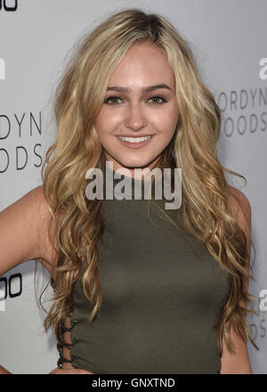 Los Angeles, Kalifornien, USA. 1. September 2016. Sophie Reynolds beim Boohoo X Jordyn Woods Fashion Event in NeueHouse Hollywood am 31. August 2016 in Los Angeles, Kalifornien. Bildnachweis: MediaPunch Inc/Alamy Live-Nachrichten Stockfoto