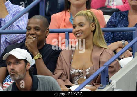 FLUSHING NY-SEPTEMBER 01: Jay Z und Beyonce gesehen, Serena Williams Vs Vania King im USTA Billie Jean King National Tennis Center in Flushing, Queens am 1. September 2016 zu beobachten. Bildnachweis: mpi04/MediaPunch Stockfoto