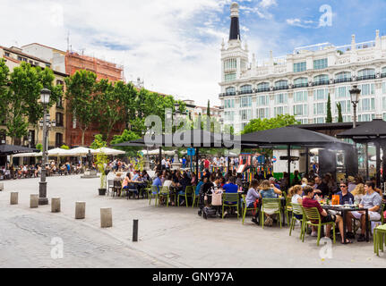 Plaza de Santa Ana übersehen durch das Hotel ME Madrid Reina Victoria im Stadtteil Huertas, Madrid, Spanien Stockfoto