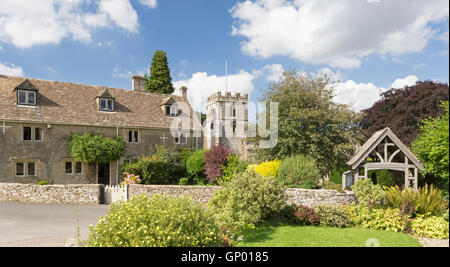 St Andrew Church in Cotswold Dorf Miserden, Gloucester, England, Großbritannien Stockfoto