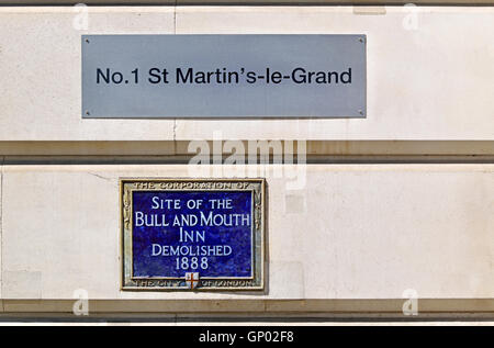 London, England, Vereinigtes Königreich. Ehemaligen Gelände der Bull und Mund Inn (abgerissen 1888) am Nr. 1 St Martins-le-Grand Stockfoto