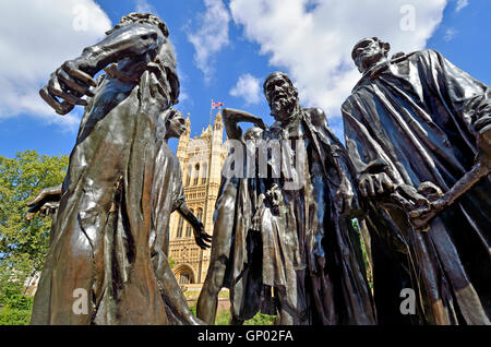 London, England, Vereinigtes Königreich. Rodins Bürger von Calais (Rodin: 1895) in der Victoria Tower Gardens, Westminster. Stockfoto