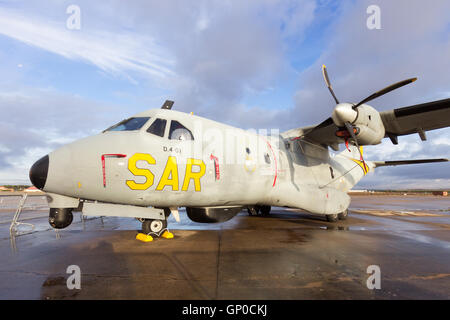 Spanisch-Air-Force-Suche und Rettung Casa CN-235 Seefernaufklärer. Stockfoto