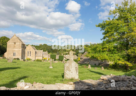 St.-Peter Kirche in Cotswold Dorf Duntisbourne Äbte, Gloucestershire, England, Großbritannien Stockfoto