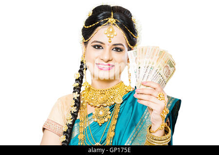 1 schöne Braut Tamil Frau Geld zeigen Stockfoto